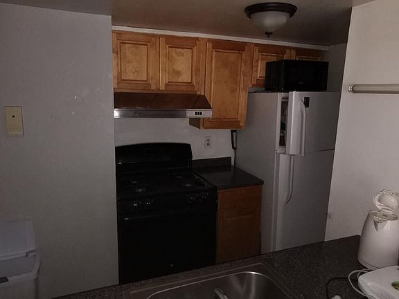 5th image of 151 N 9th St Floor 3