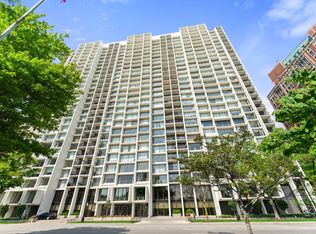 3200 N Lake Shore Dr APT 302, Chicago, IL 60657