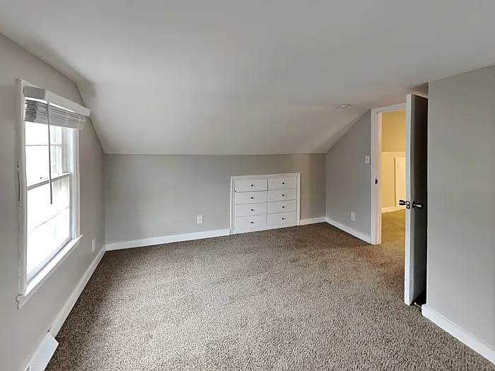 2090 Hillview Rd — Photo 11