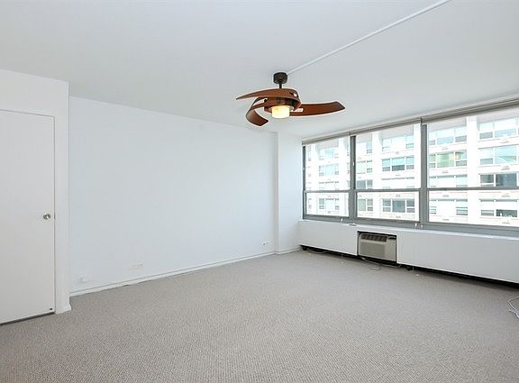 3rd image of 3550 N Lake Shore Dr APT 2716