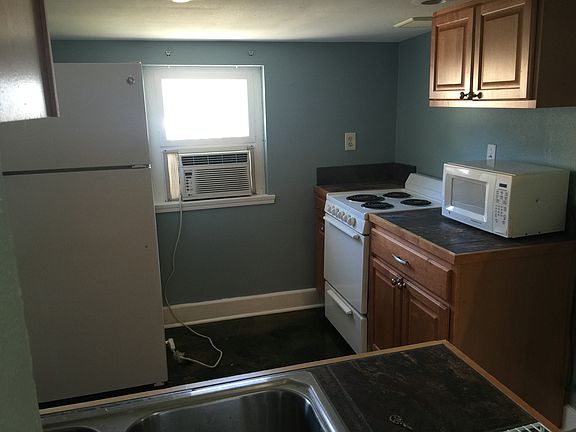 5th image of 4804 Camp St APT 103