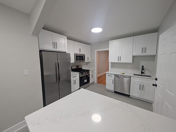 2nd image of 5801 N Richmond St #1
