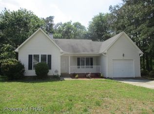 41 Oakwater Dr, Cameron, NC 28326