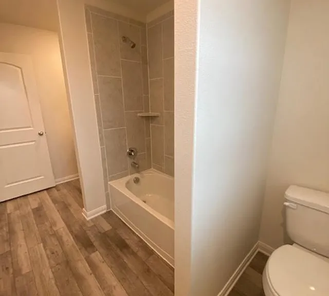 3110 Holstein Dr — Photo 34