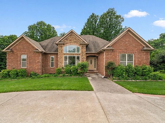 2nd image of 208 Markie Dr