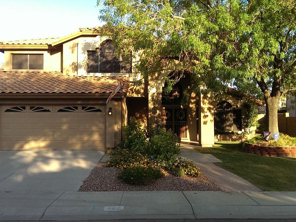 1st image of 907 W Iris Dr