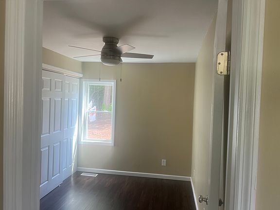 4th image of 2647 Oneida Dr