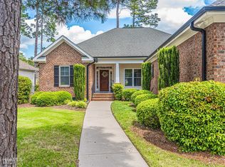 201 Sundew Ct, Southern Pines, NC 28387