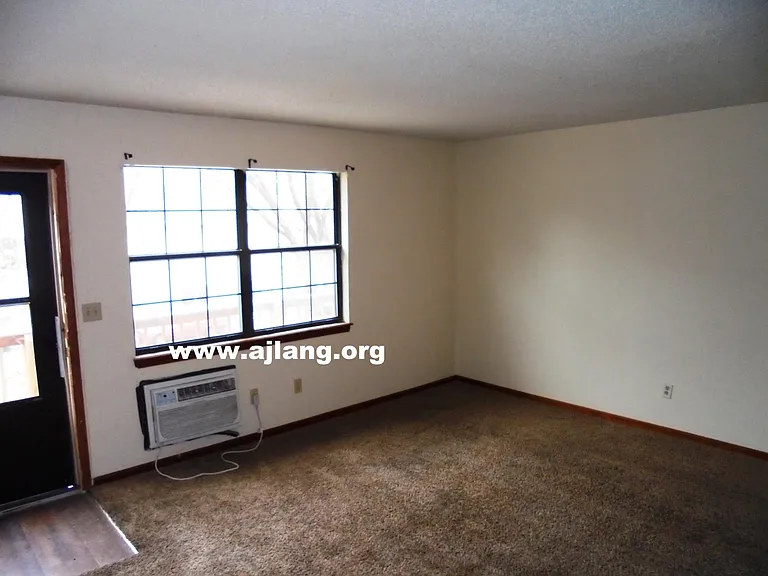 10924 W 58th St #203 — Photo 2