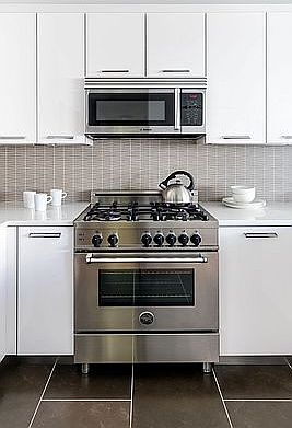 3rd image of 250 W 93rd St APT 8J