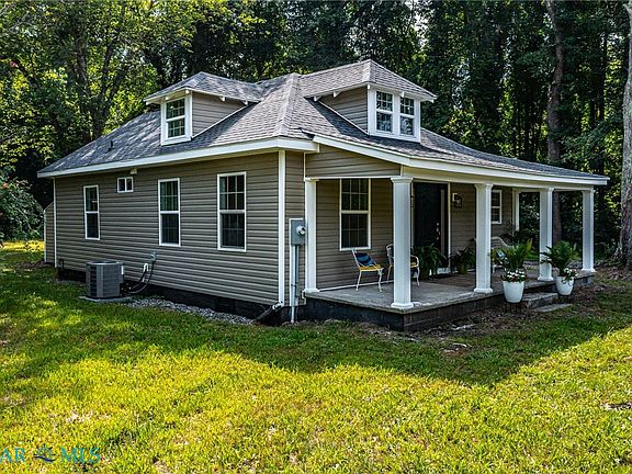 3rd image of 644 Prentice Creek Rd