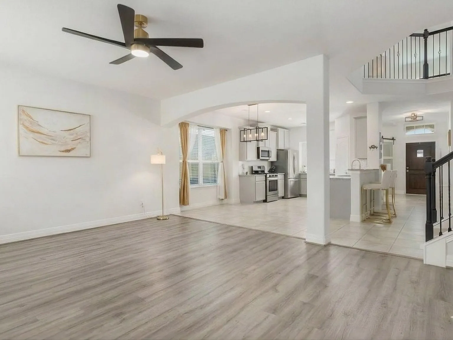 4 bed, 2.5 bath, 2601 sqft, $2,500 — Photo 4