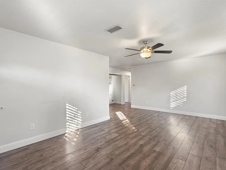 314 Woodard St — Photo 10