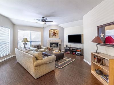 121 Creekview Dr, Anna, TX, 75409