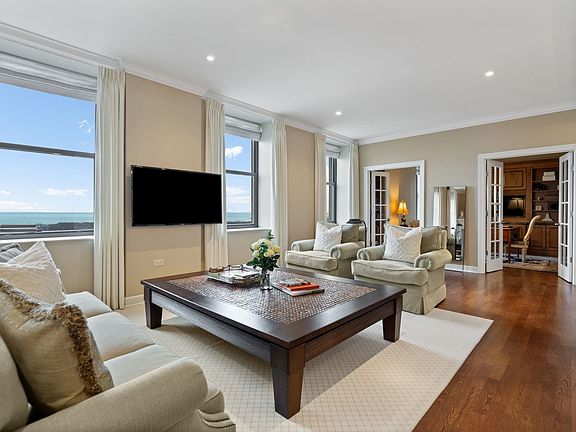 2nd image of 310 S Michigan Ave Unit 1100