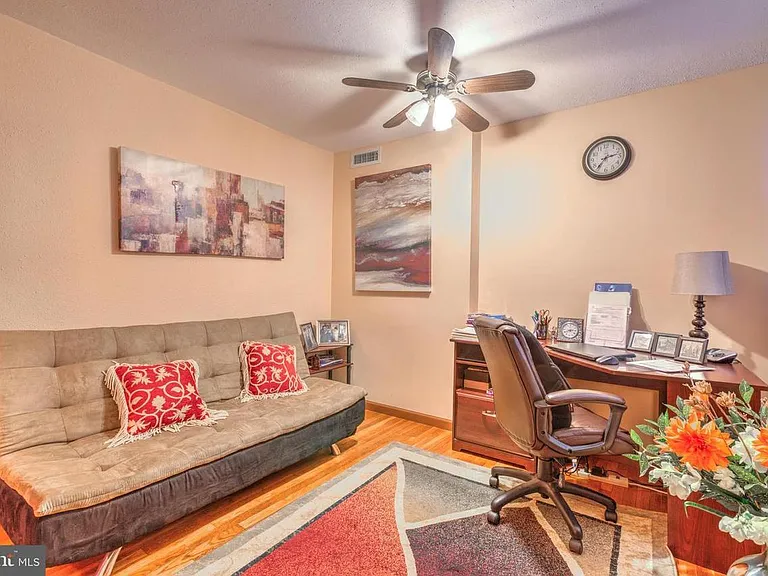 501 N Pennsylvania Ave #2 — Photo 18