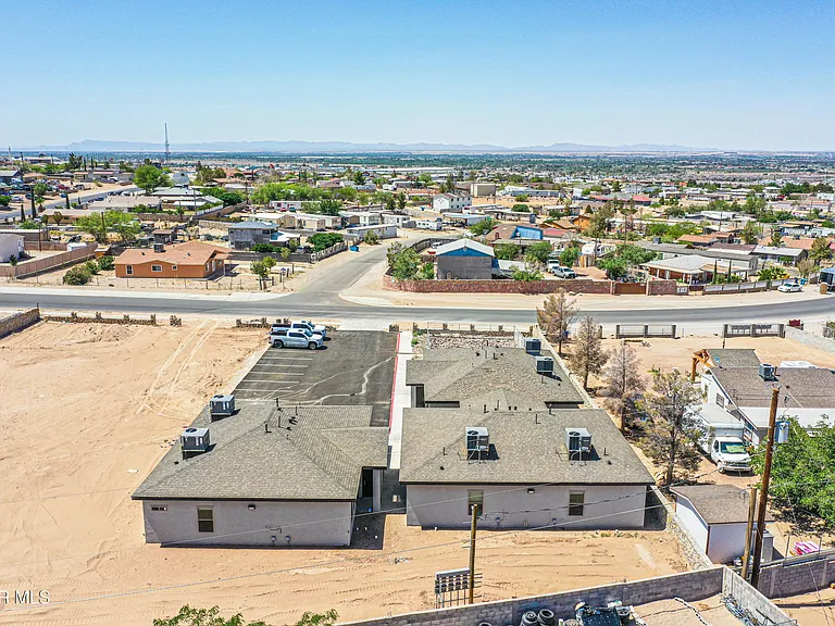 12879 Bret Harte Dr — Photo 28