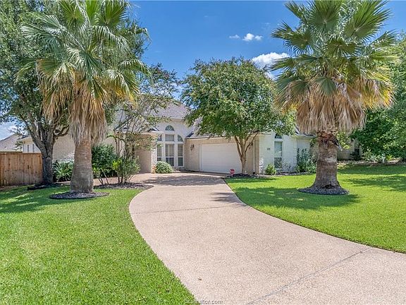 2nd image of 4425 Rocky Meadows Dr