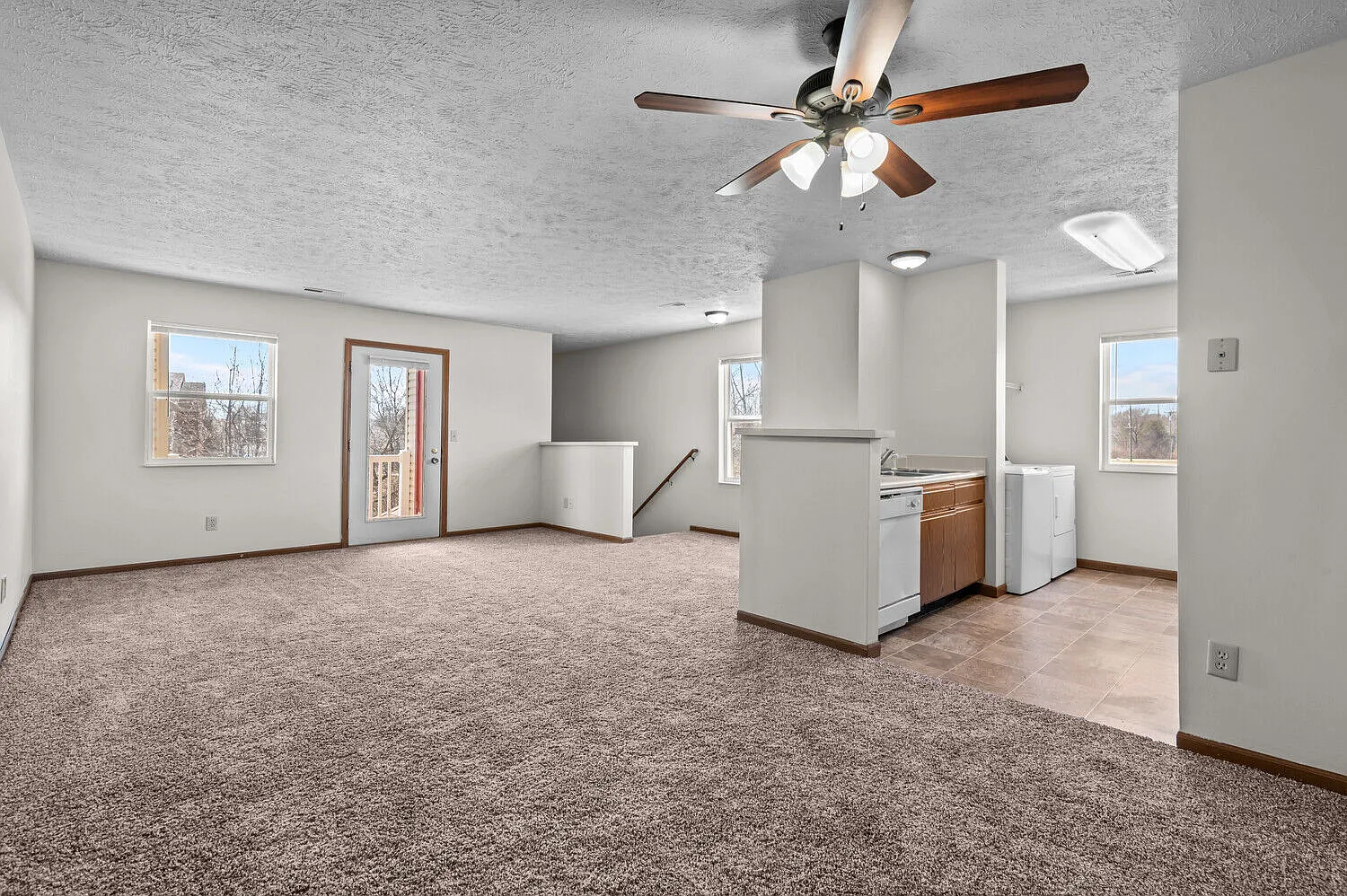 Brookstone Place Apartments — Photo 3