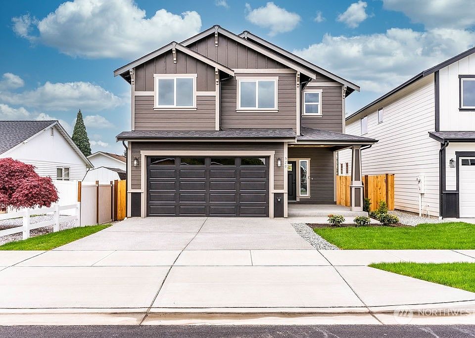 1st image of 520 15th Street SE