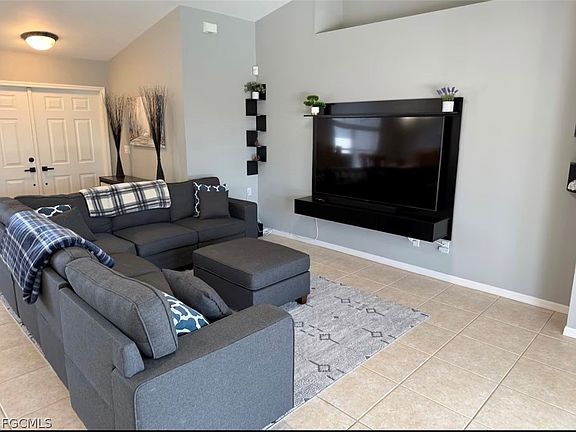 4th image of 1804 NW 20th Pl