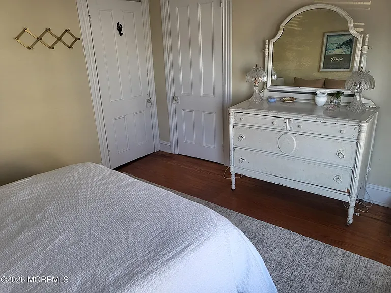 80 Heck Ave — Photo 30