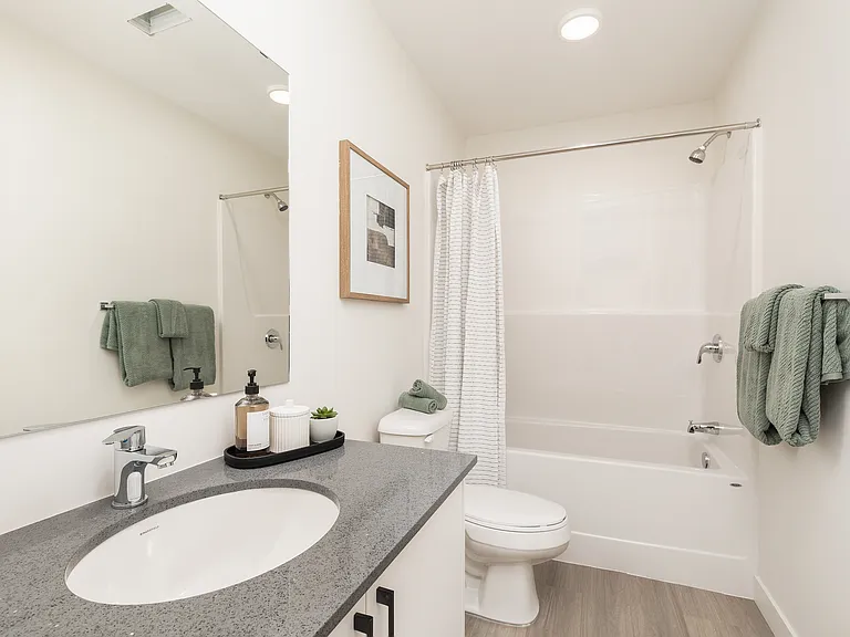 23 Aquitania Blvd W — Photo 15