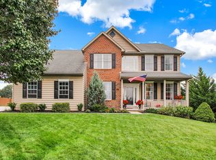 1361 Beck Mill Rd, Hanover, PA 17331