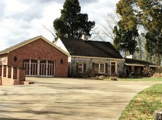 2940 Cliffside Rd, Kingsport, TN 37664