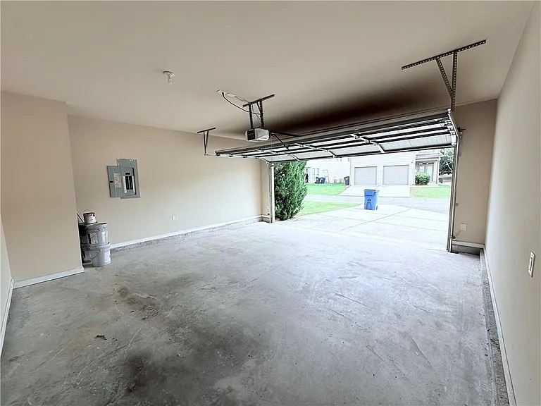 338 Privet Cir — Photo 14