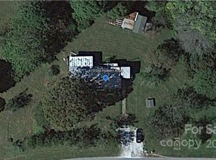 473 Old Holbert Rd, Hendersonville, NC 28792