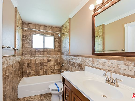 4th image of 21103 E Calora St