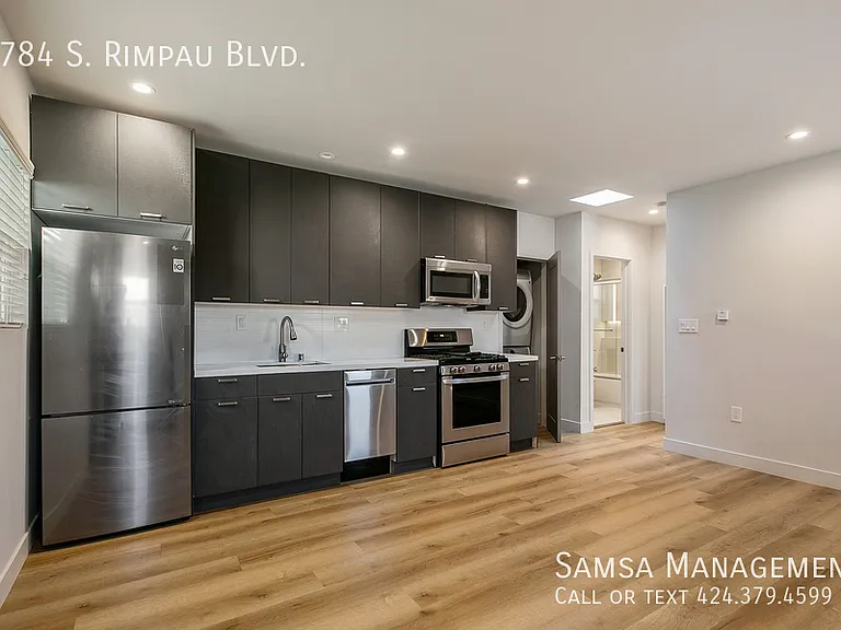 1782 S Rimpau Blvd — Photo 3