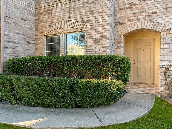2nd image of 1104 Mockingbird Dr