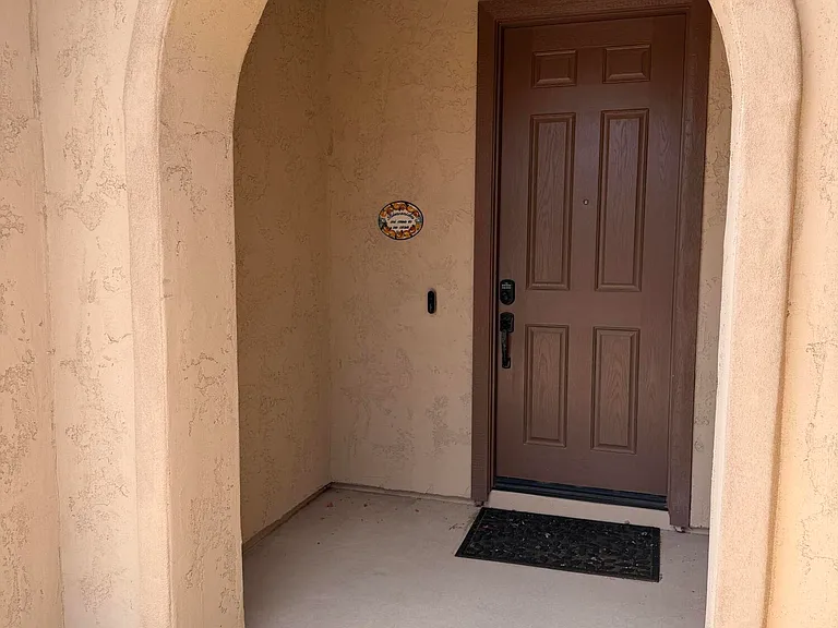 4024 N Cottonwood Dr — Photo 4