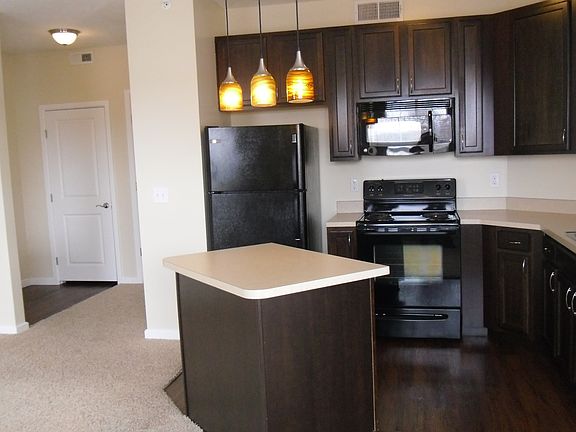 2nd image of 717 Worthington Woods Blvd Ste 311