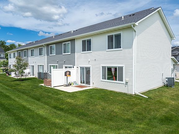 3rd image of 5908 NW 90th Ct
