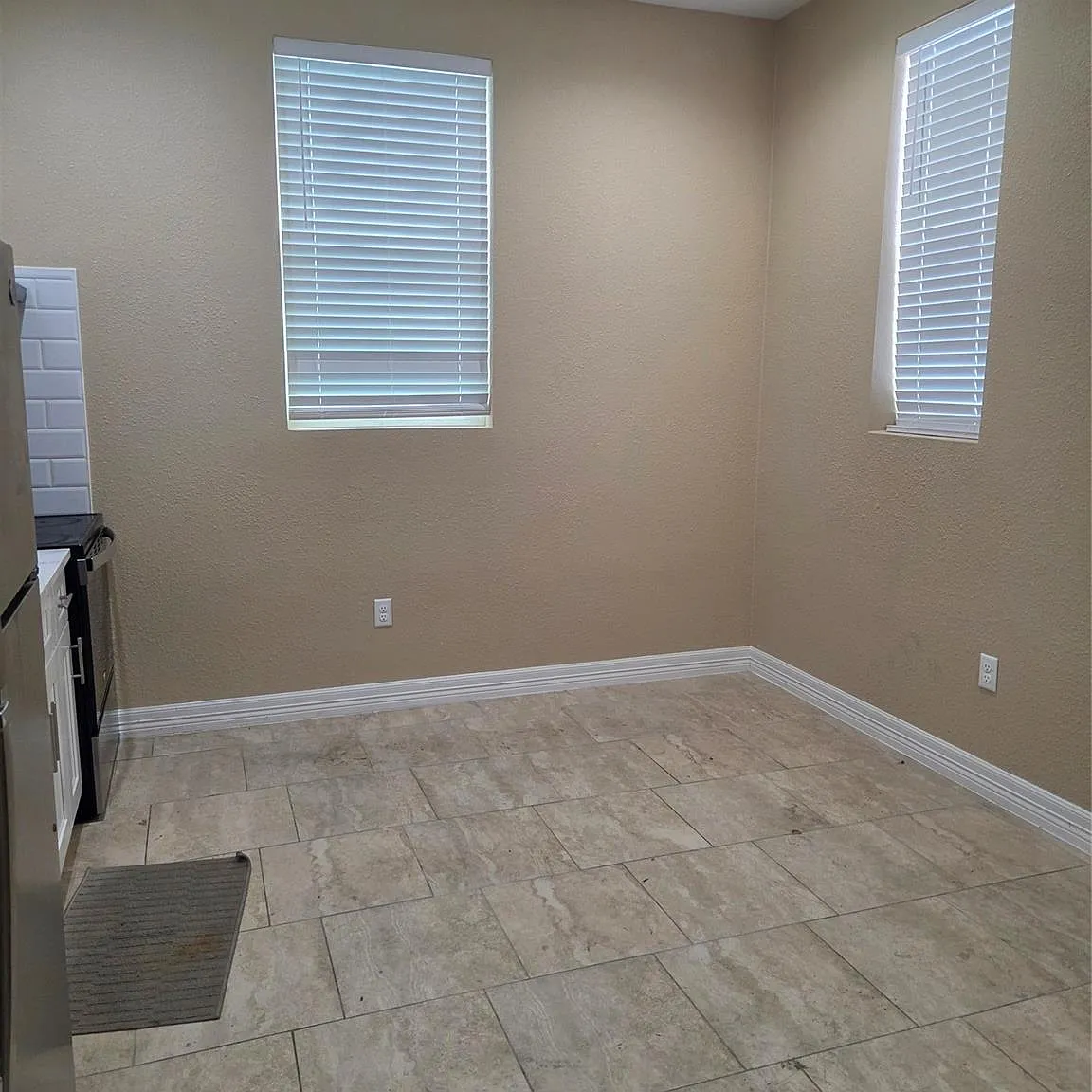 1 bed, 1.0 bath, 482 sqft, $925 — Photo 2