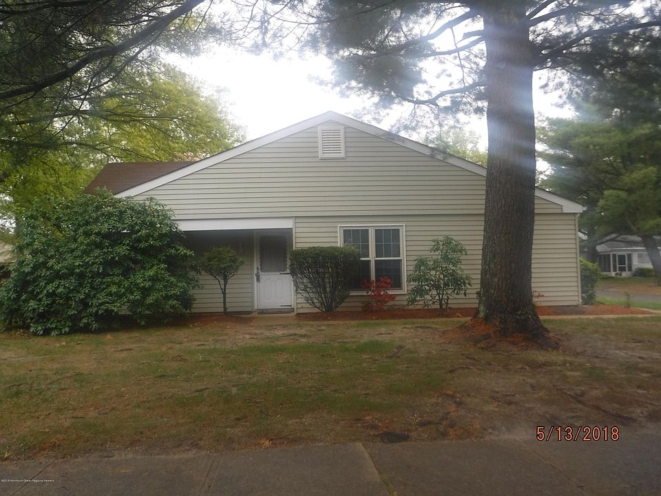 1st image of 652 Pulham Court #B