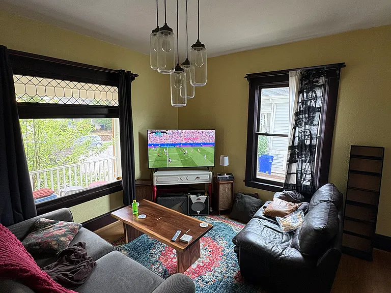 2023 NE 8th Ave — Photo 7