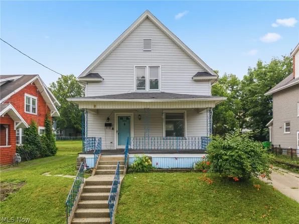 330 W Market St, Alliance, OH 44601