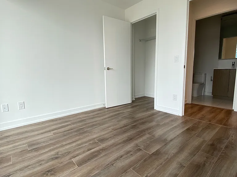 20 Edward St #2816 — Photo 10