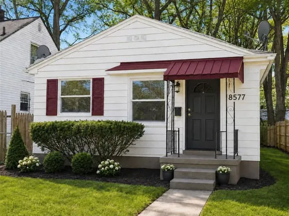 8577 Mark Twain St, Detroit, MI 48228