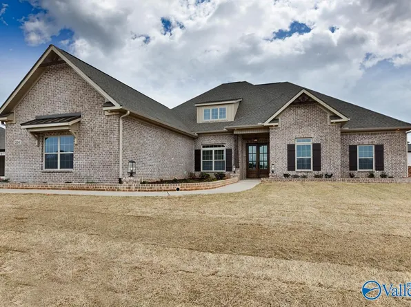 350 Kendallwood Dr, Meridianville, AL 35759