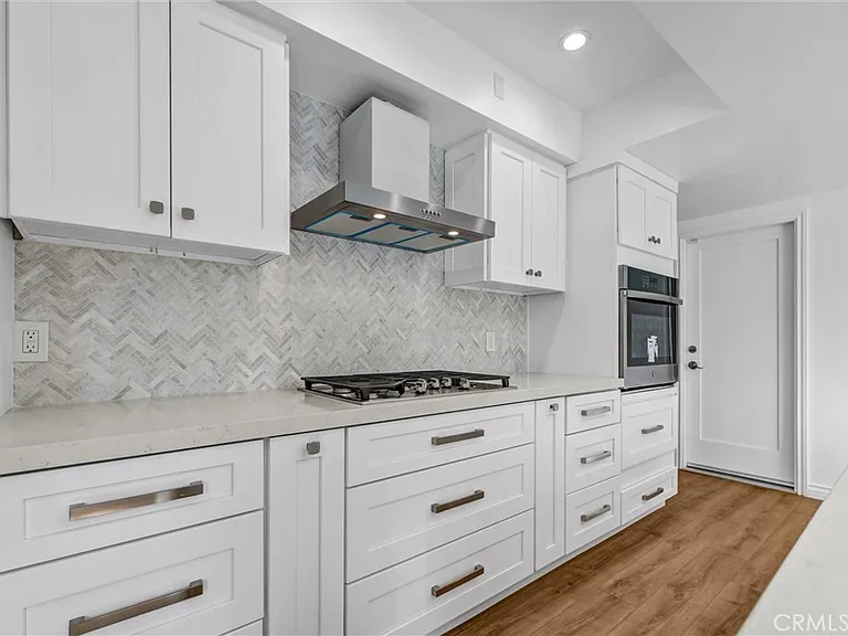 1801 Buckingham Rd — Photo 21