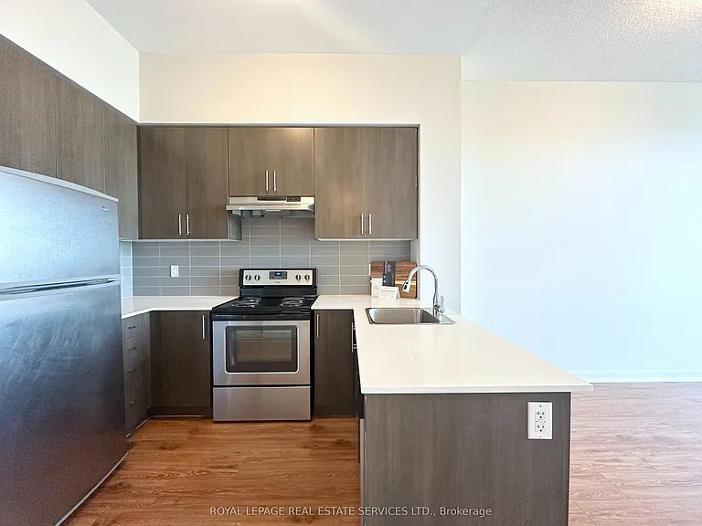 188 Clark Blvd #407 — Photo 3