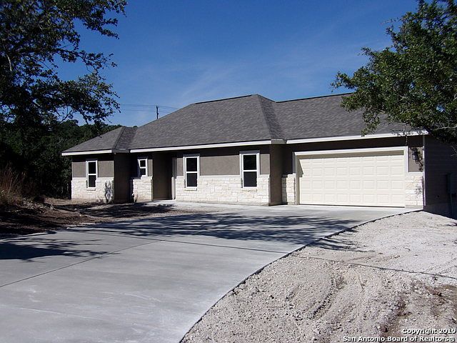 1st image of 189 Stallion Springs Dr