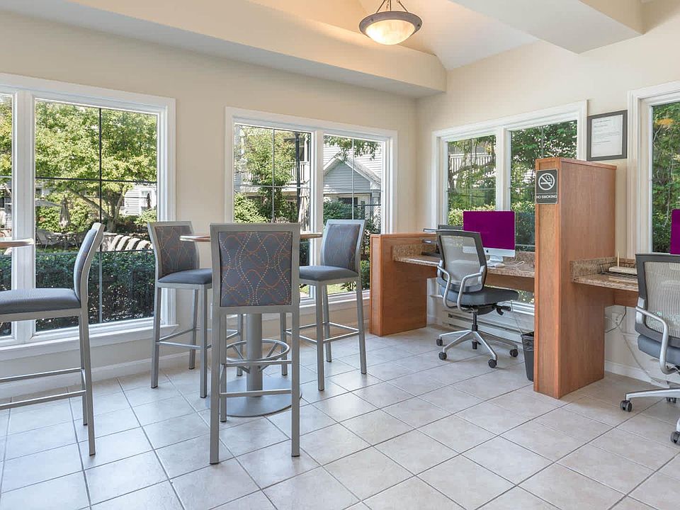 1st image of 176 Centre St #1514