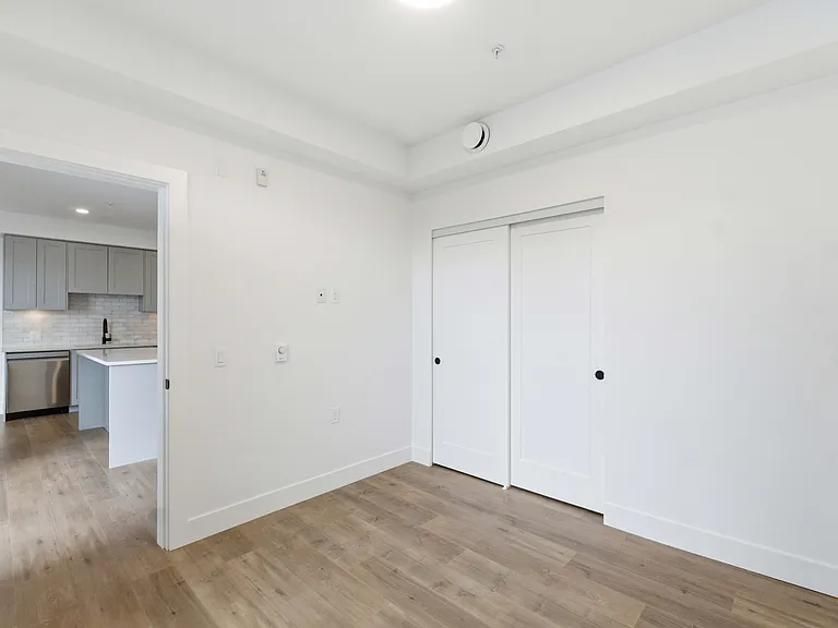17783 56a Ave #D261 — Photo 13