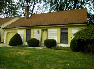 46090 New England Sq, New Waterford, OH
